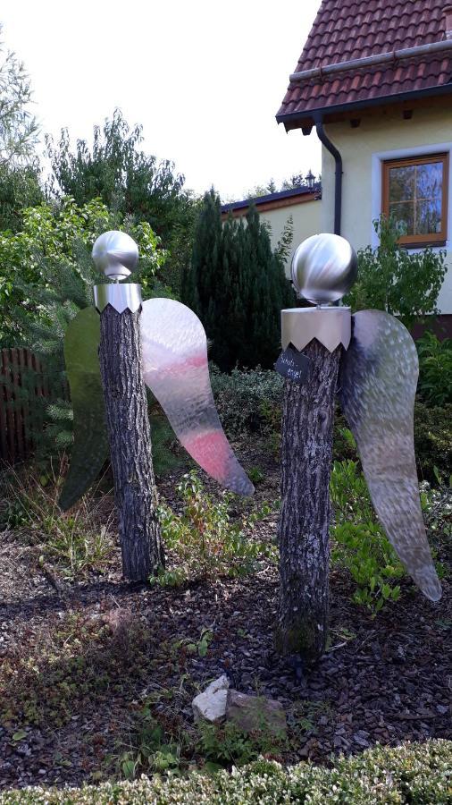 Gaestezimmer In Traumhafter Lage Neben Der Kurstadt Oberthulba Exterior photo